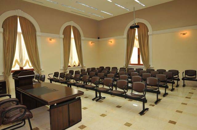 Шторы для конференц-зала