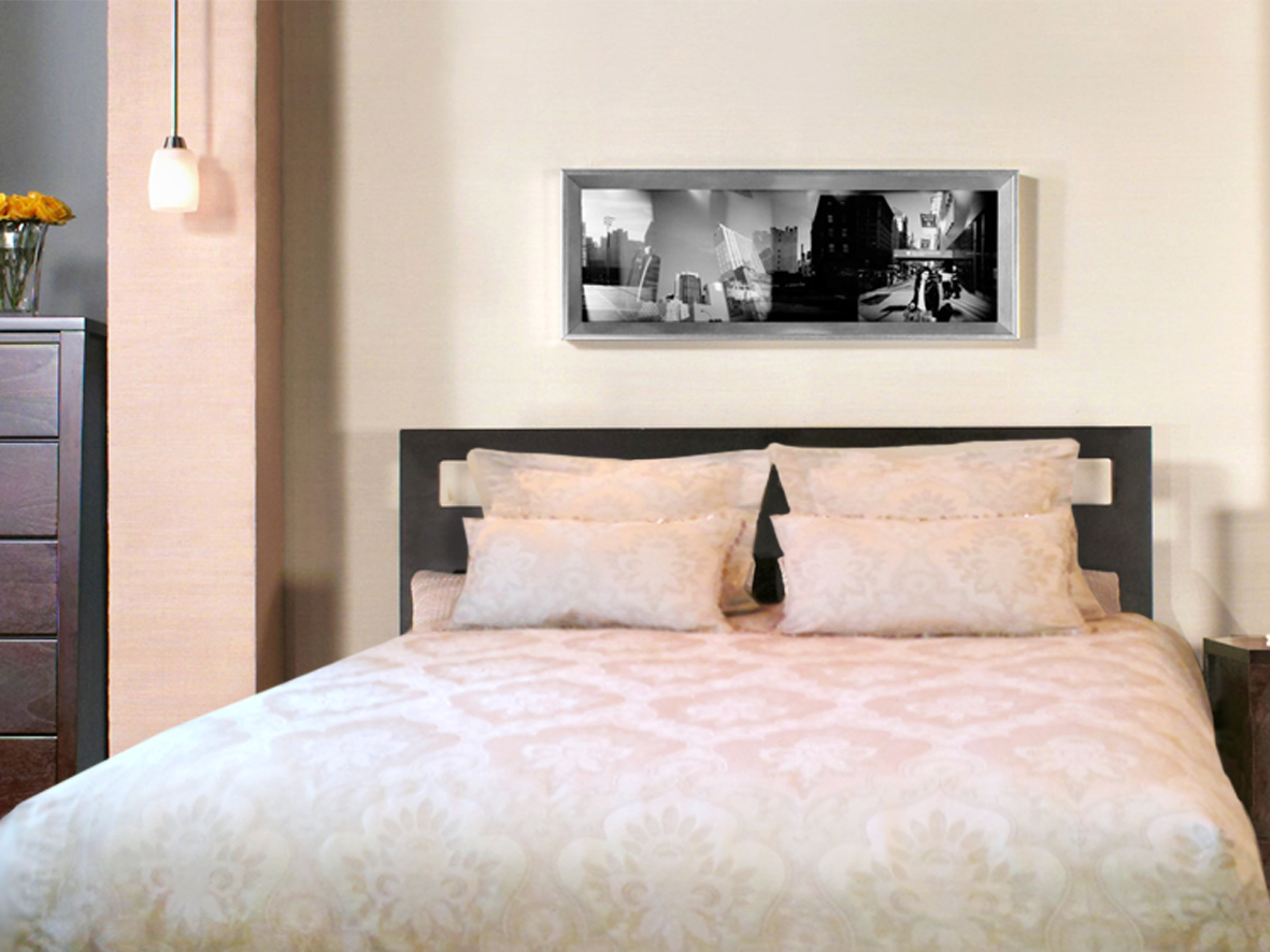 Покрывало в спальню в нежно-розовом цвете