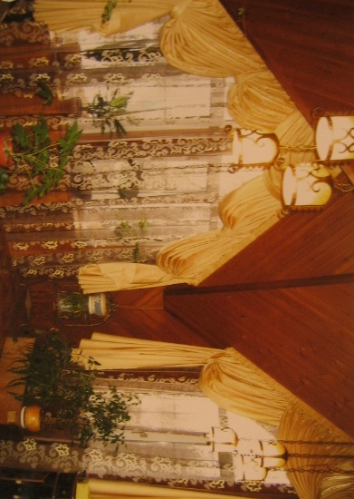 Шторы для деревянного дома