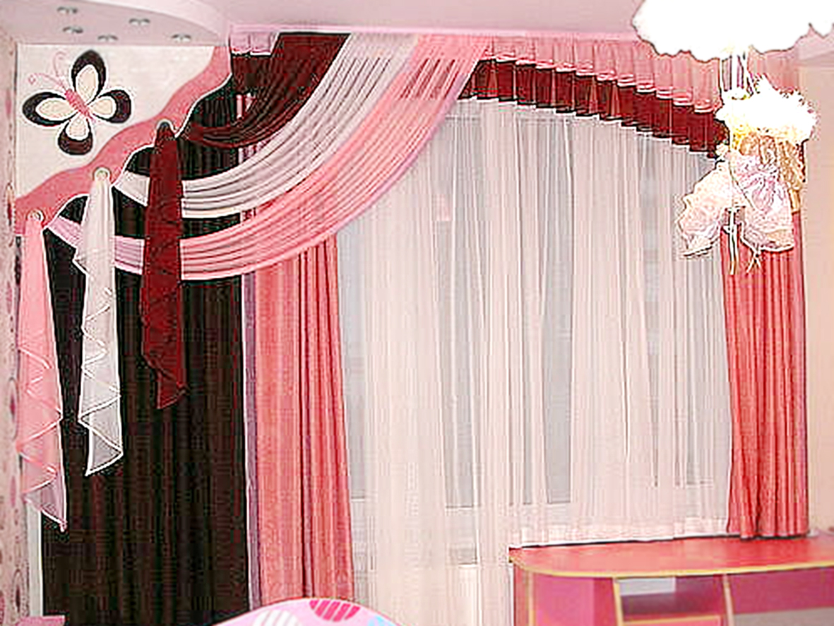 Шторы для детской в розово-бордовом цвете