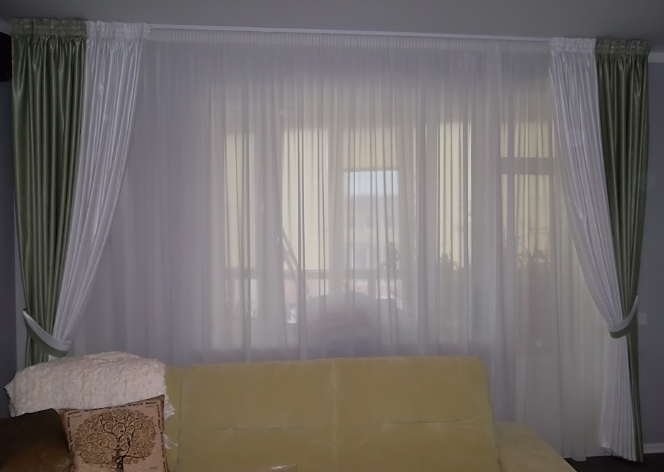 Современные шторы в гостиную