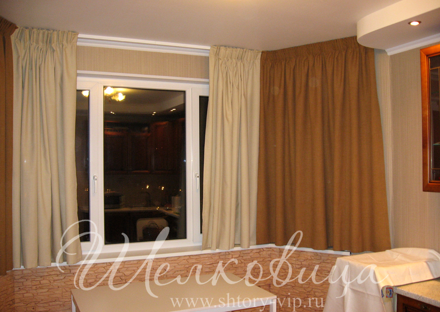 Шторы в эркер